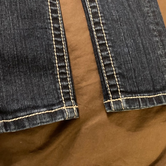 Miss Me Jeans - Picture 7 of 10